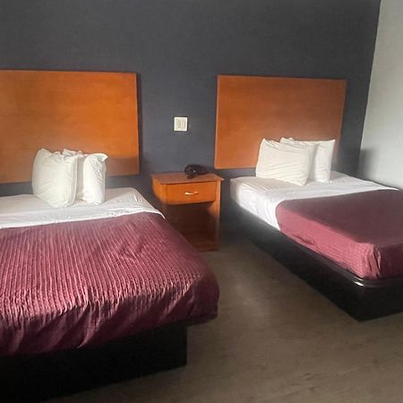 Americas Best Value Inn-סוואנה מראה חיצוני תמונה